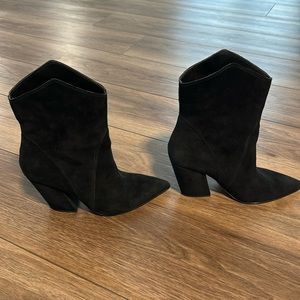 dolce Vita short black suede boot!